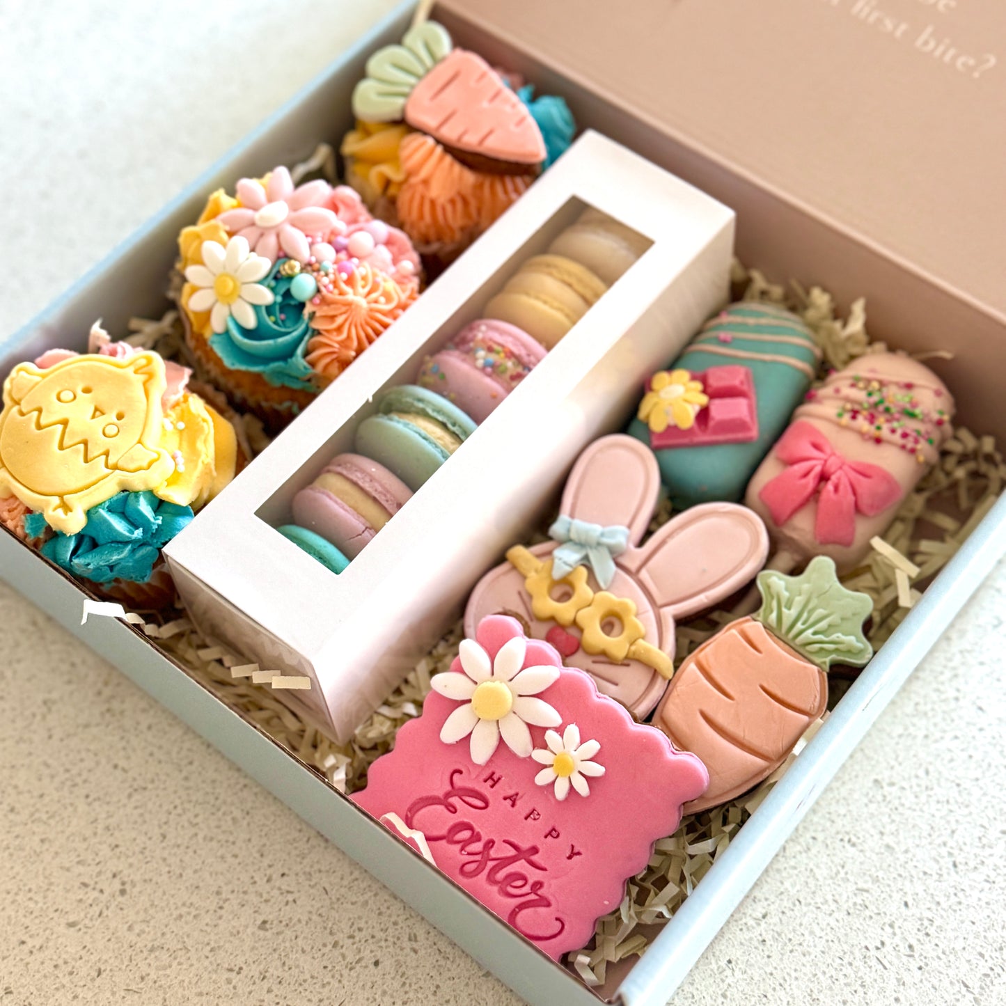 Deluxe Easter gift box - 3 cupcakes, 6 macarons, 3 cookies, 2 chocsicles.