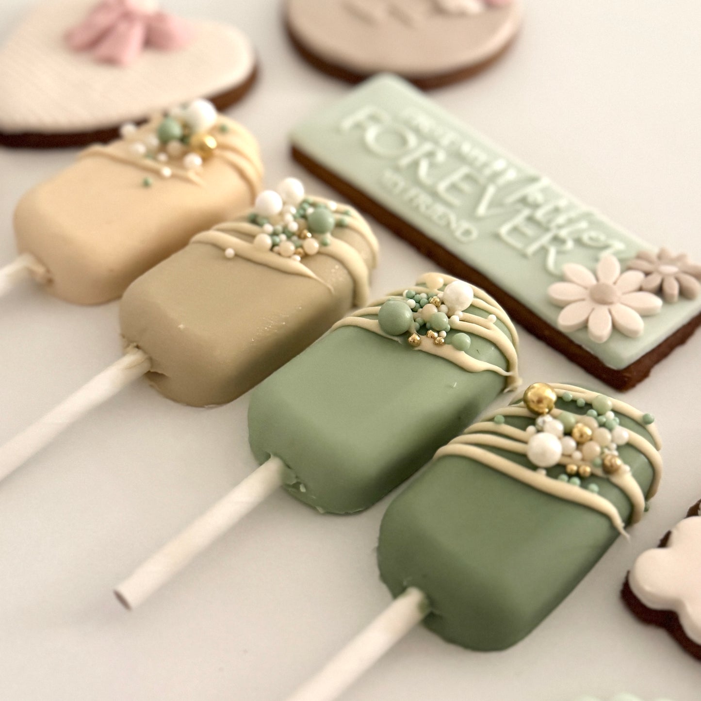Mother's Day Gift Box - cupcakes, chocsicles & Cookie