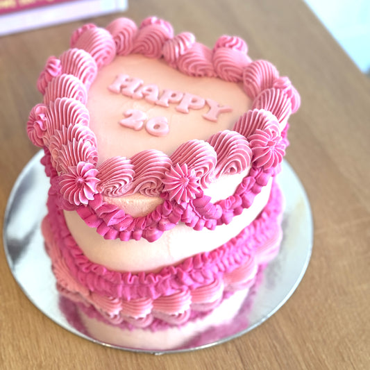 Love heart and ruffles Cake Class - $150.00 - Sunday 16th November 1pm - 4pm
