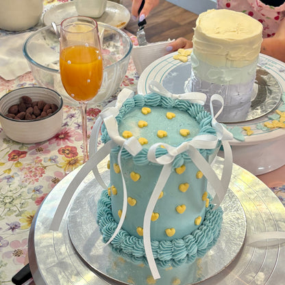 Gin, Cake & Sip Event – Saturday 9th May  3pm – 5pm  @The Bond Store