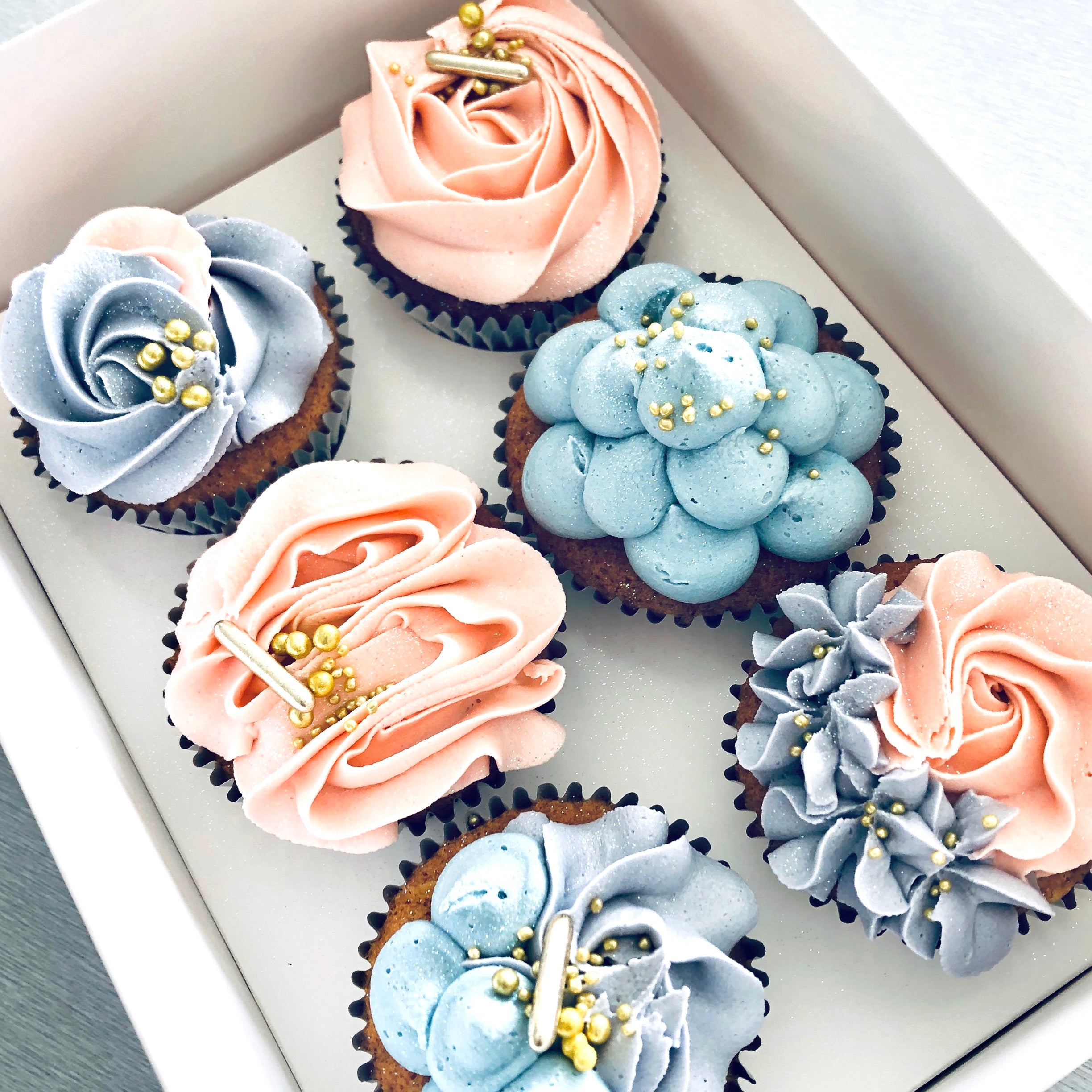 Peach & Blue Cupcakes